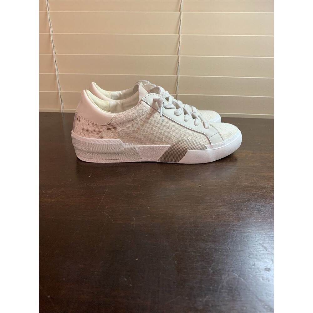 Dolce Vita Zina Sneakers Snake Embossed Detail Size 6